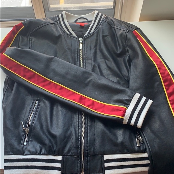 Guess leather jacket - Picture 2 of 2